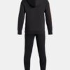 Costum din Rival Fleece