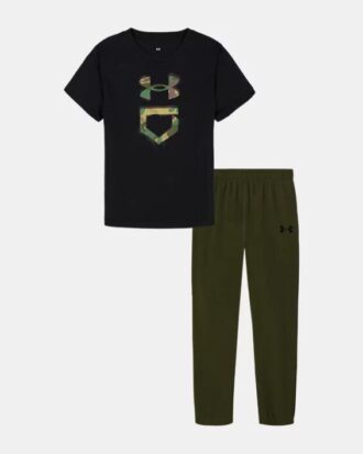 Set Tech Little cu mâneci scurte și pantaloni de jogging