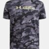 Tricou cu mâneci scurte și imprimeu camuflaj pe toată suprafața